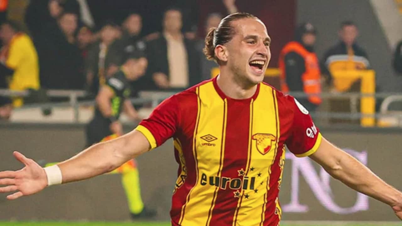 Foto - Okan Buruk ısrarla oyuncuyu istiyor: Arda Okan Kurtulan Rams Park'a doğru...