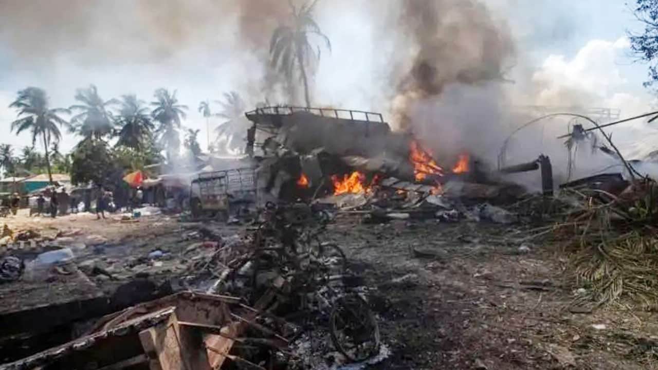 Foto - Okul, pazar ve evler bombalandı: Arakan’da katliam 50 ölü, 58 yaralı!