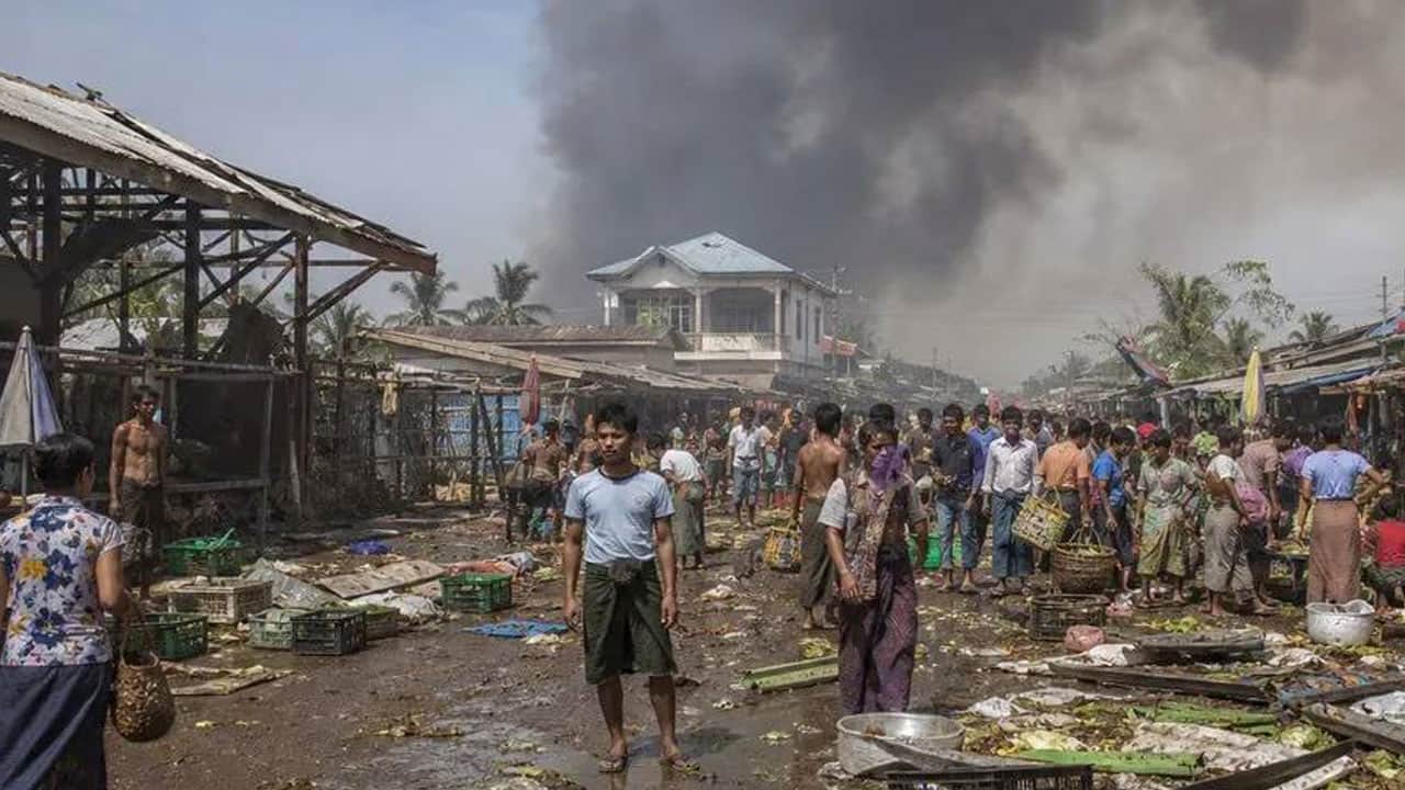 Foto - Okul, pazar ve evler bombalandı: Arakan’da katliam 50 ölü, 58 yaralı!