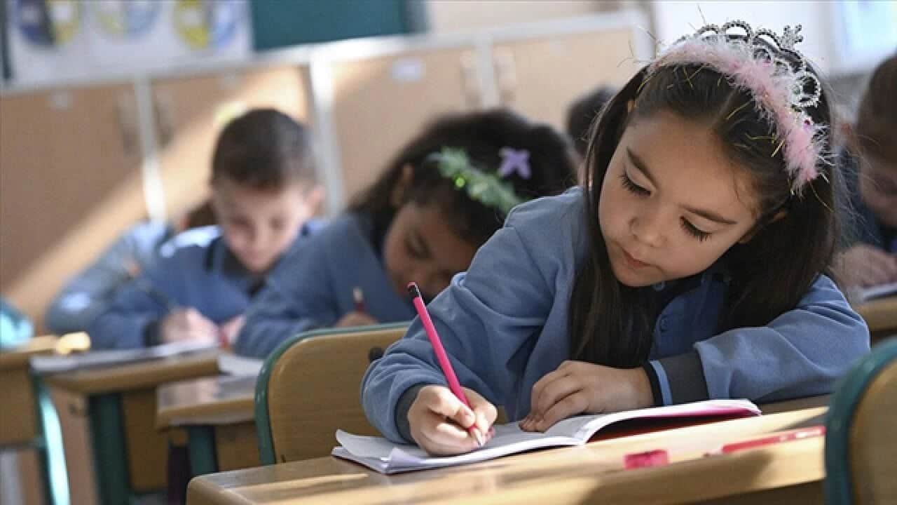 Foto - Okula başlayan çocukların ailelerine öneriler: Korkacak hiçbir şey yok demek yerine duygusuna eşlik edilmeli