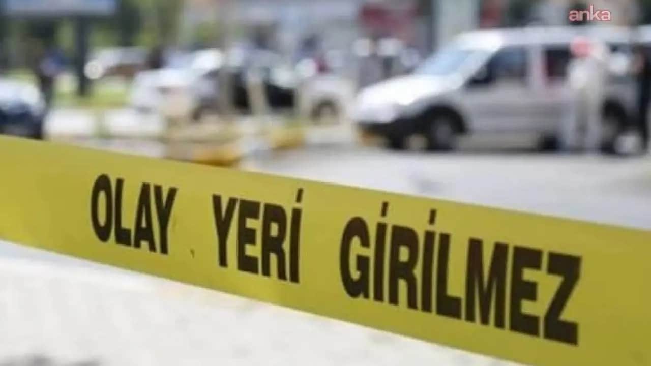 Foto - Okulda büyük skandal! Tuvalette silah bulundu, sahibi ağızları açık bıraktı