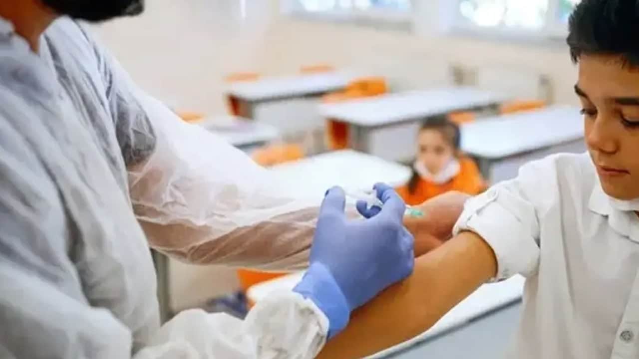 Foto - Okullar başladı... Uzmanlar, bulaşıcı hastalıklara karşı aşı uyarısı yaptı! Eksik aşılar mutlaka tamamlanmalı