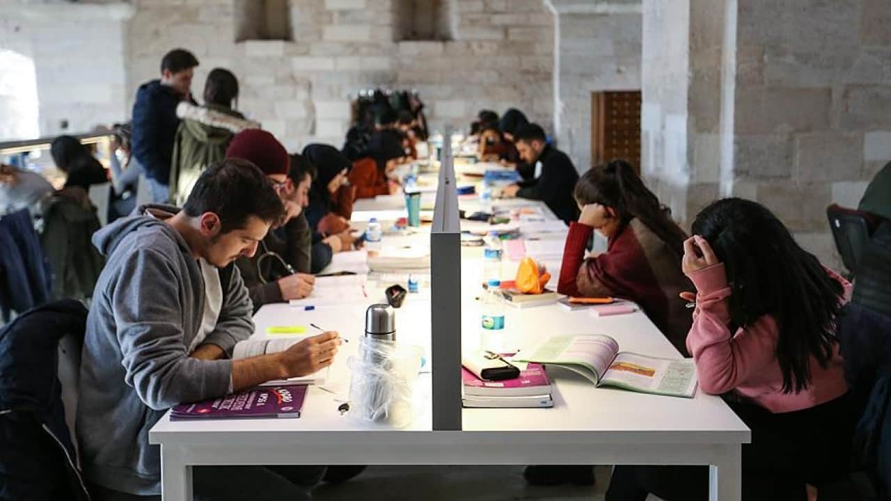 Foto - Okumaya ‘devam’ dediler! Yaklaşık 50 bin kişi yeniden üniversiteli oldu