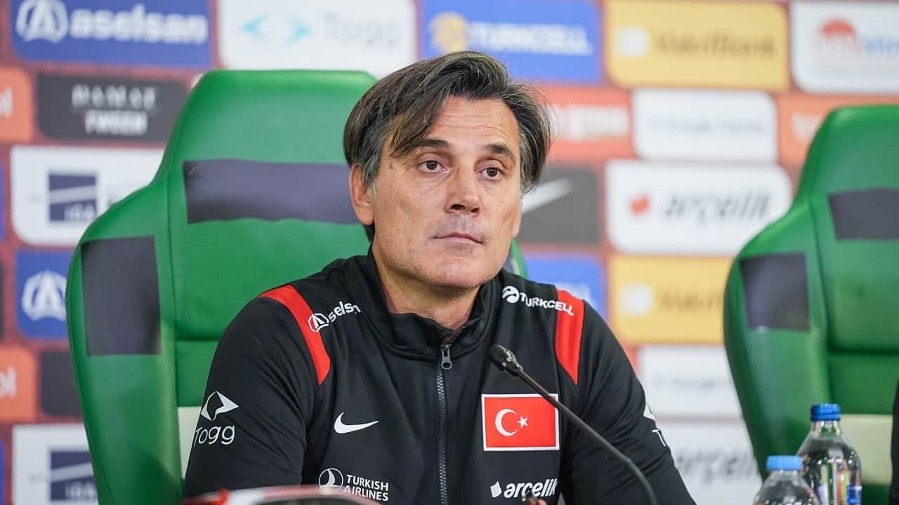 Foto - Onay verildi verilecek: Patır patır düştü: Montella kulüp takımı oluşturdu: Kulüpte olsa kovulurdu!