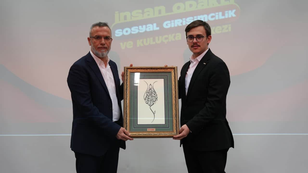 Foto - ÖNDER farkı... Mars yeni döneme başladı... İmam hatiplerin temelinde ihlas var