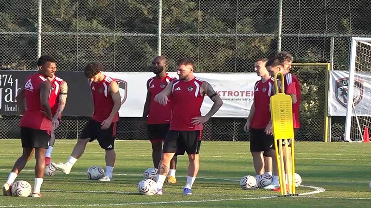 Foto - Orhan Ak'tan Kocaelispor maçı öncesi net mesaj! 