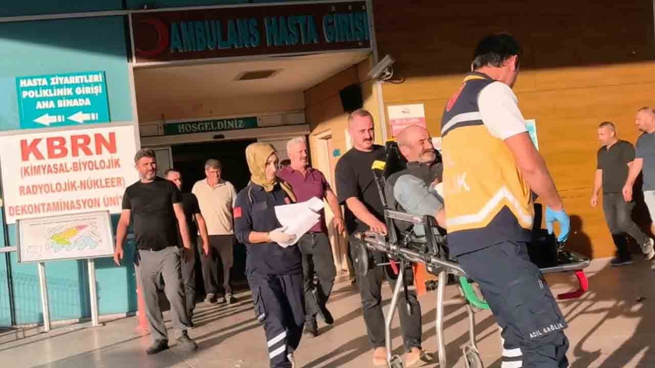 Foto - Ormanda feci kaza: Tomruğa sıkışan işçinin 6 parmağı koptu!
