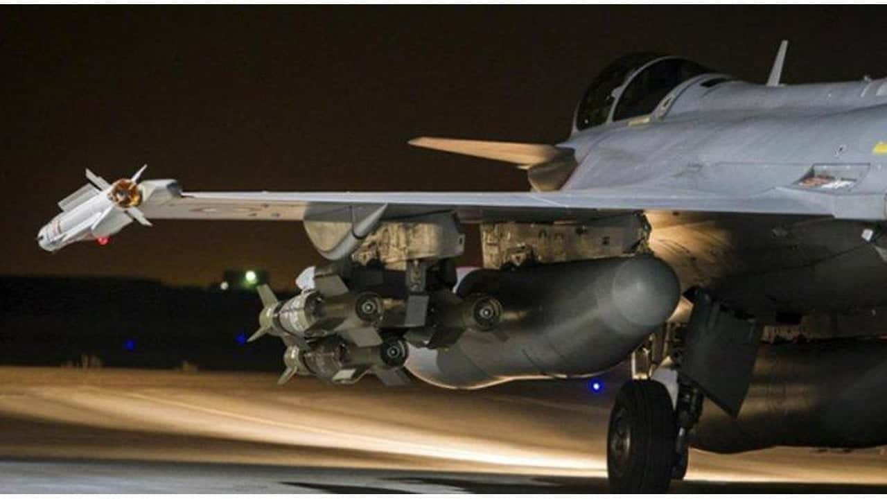 Foto - Ortalık karıştı, savaş uçakları peşi sıra indi! Türkiye’nin dostu ülkeden "Su-30" hamlesi