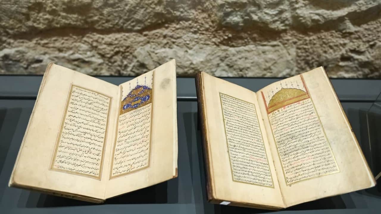 Foto - Osmanlı'nın 500 yıllık ilim geleceğine ışık tutan dev külliyat: Bakan Ersoy Rami Kütüphanesi'nde...
