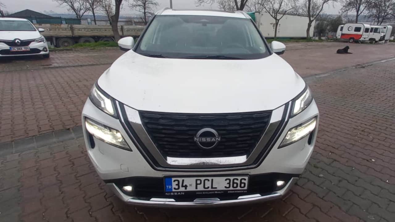 Foto - Otomobil tutkunları için bir SUV rehberi! Nissan X‑Trail’in direksiyonu başında geleceğe yolculuk!