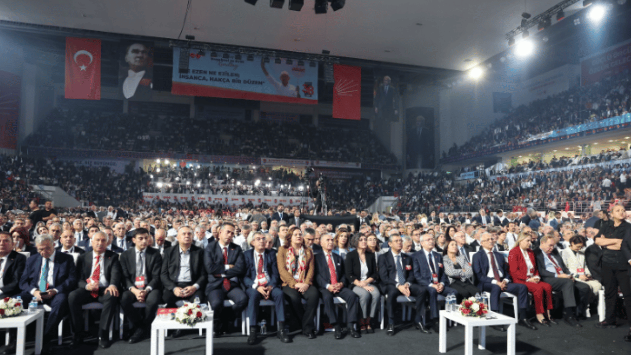Foto - Özgür Özel fezlekesinde dikkat çeken detaylar! Milyonluk para trafiği tek tek sıralandı