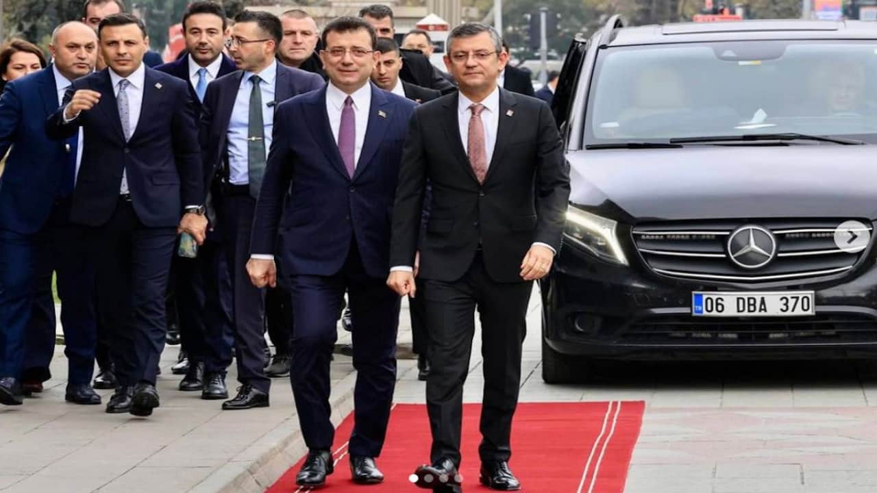 Foto - Özgür Özel ve İmamoğlu fena kapıştı! Daha yeni parti kurulmadan çatlaklar başladı