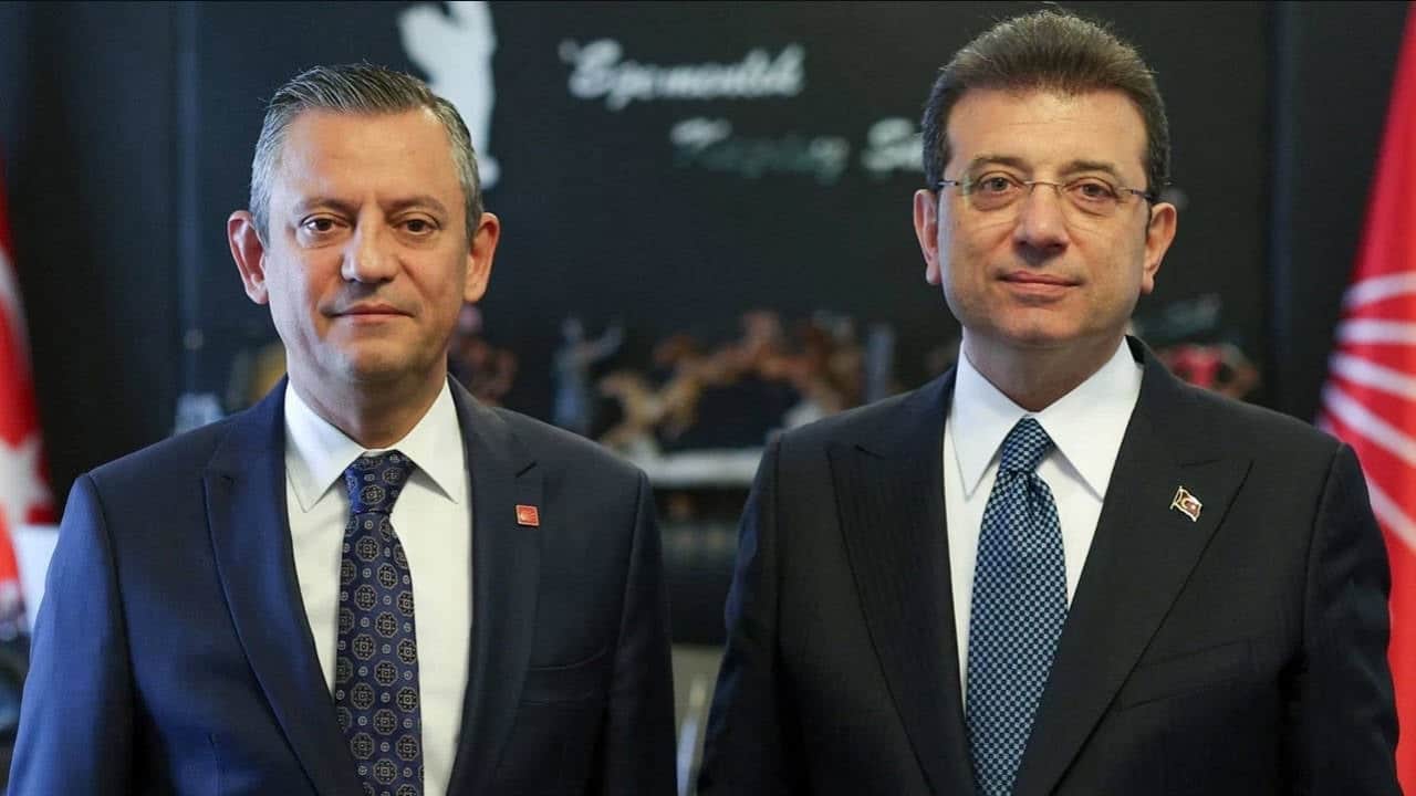Foto - Özgür Özel ve İmamoğlu fena kapıştı! Daha yeni parti kurulmadan çatlaklar başladı