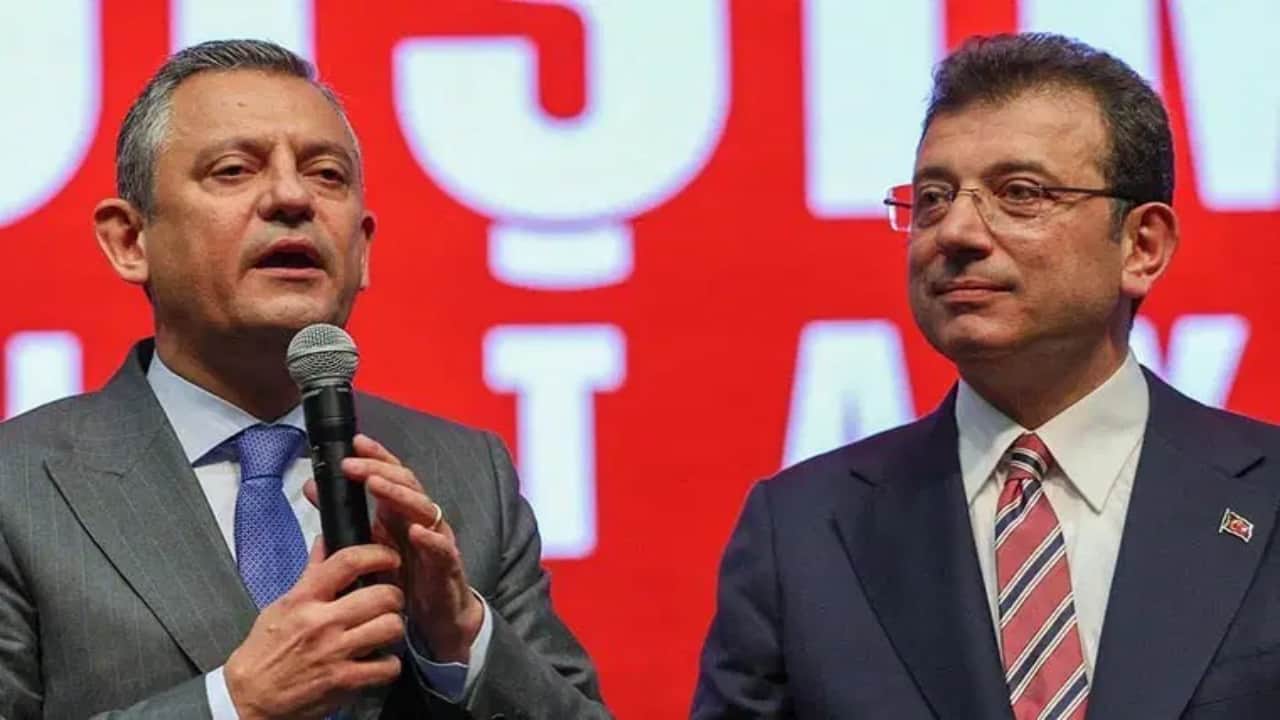 Foto - Özgür Özel ve İmamoğlu fena kapıştı! Daha yeni parti kurulmadan çatlaklar başladı