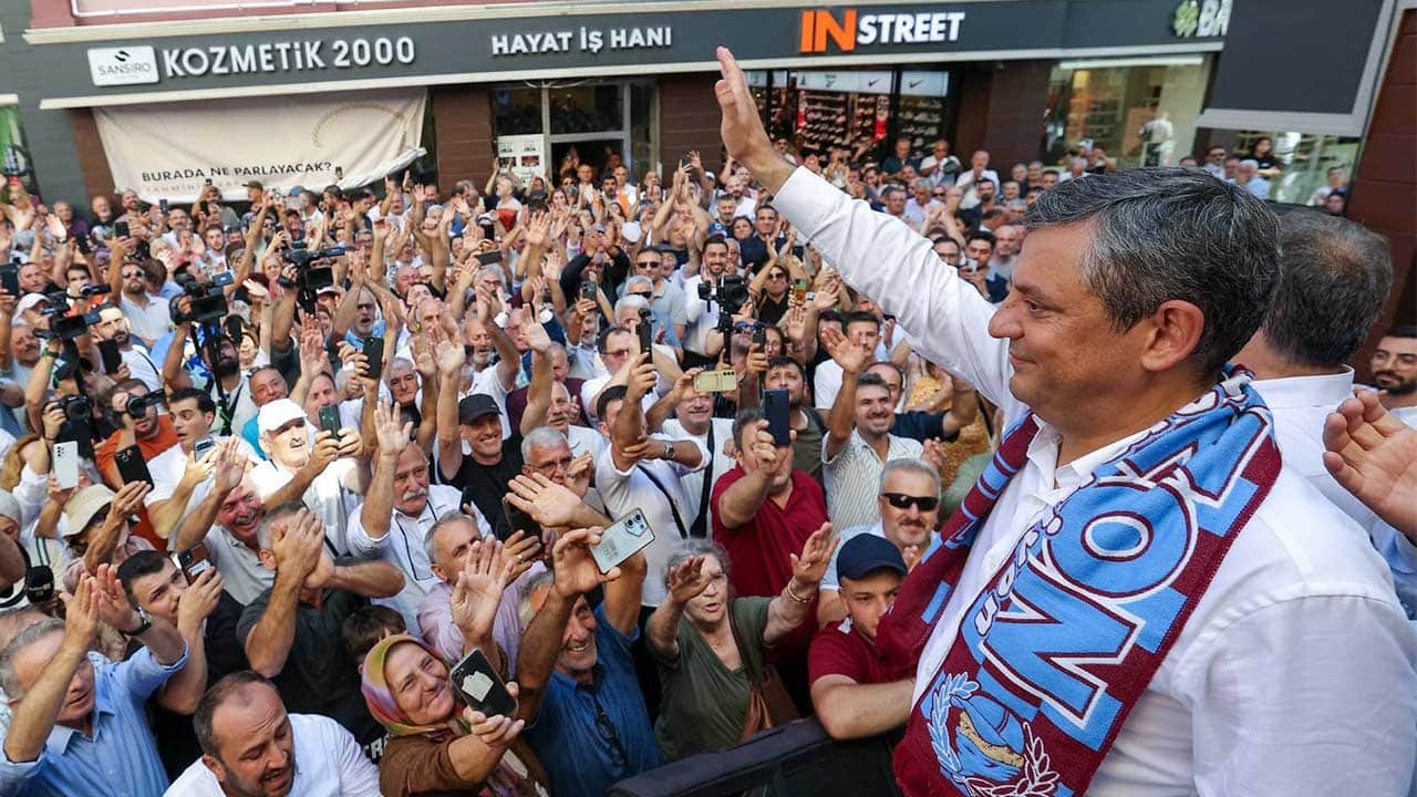Foto - Özgür Özel'in mitingdeki sözleri Mansur Yavaş'ı şoka soktu! Yakın çevresine fena patlamış