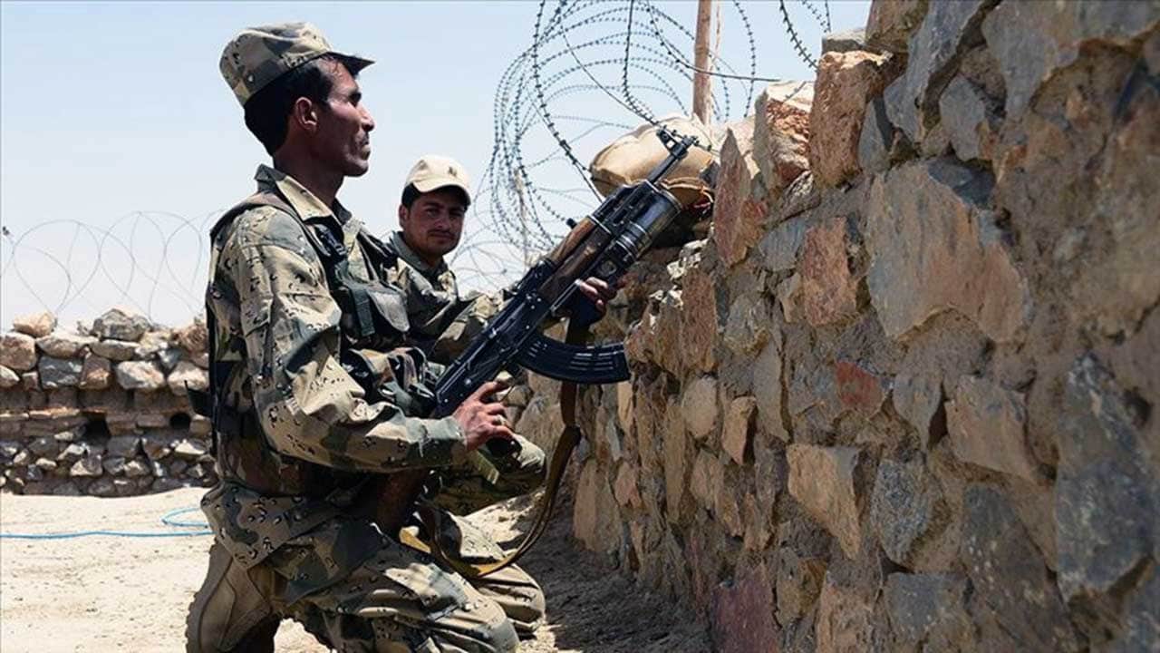 Foto - Pakistan-Afganistan savaşı devam ediyor! 297 Taliban üyesi hayatını kaybetti