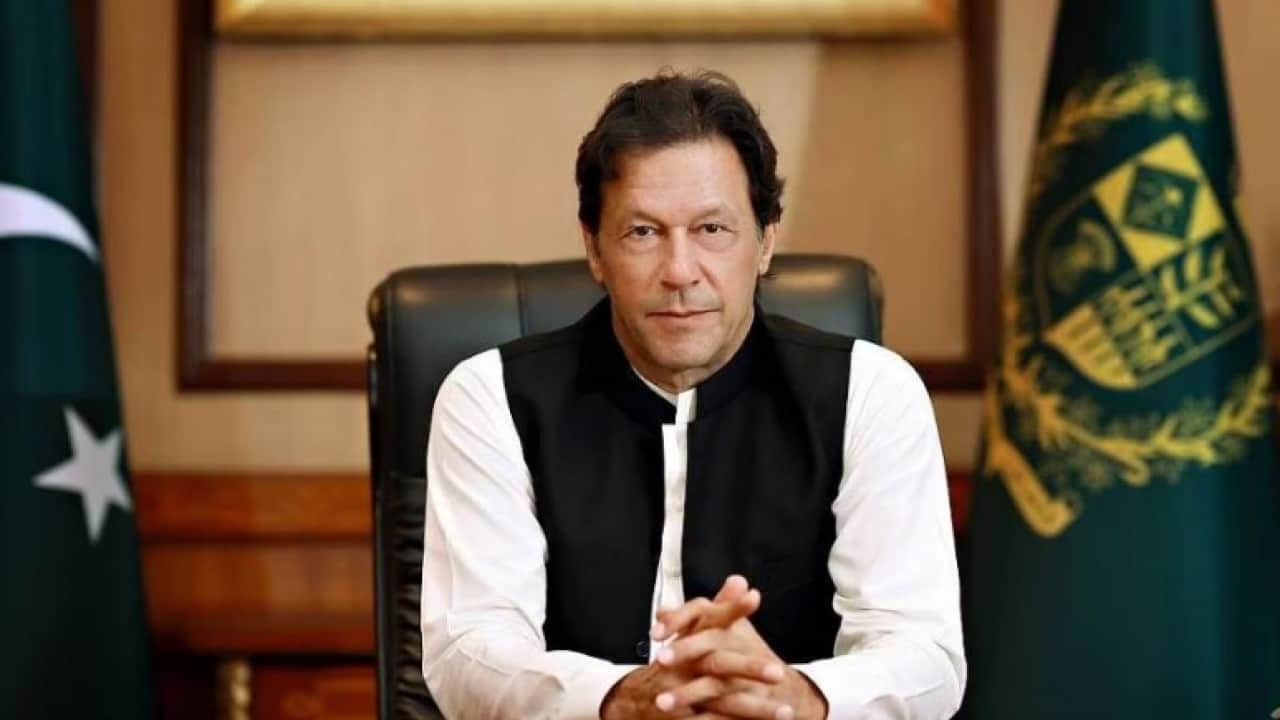 Foto - Pakistan’da protesto öncesi kritik hamle! İmran Khan’ın kız kardeşine 30 günlük gözaltı