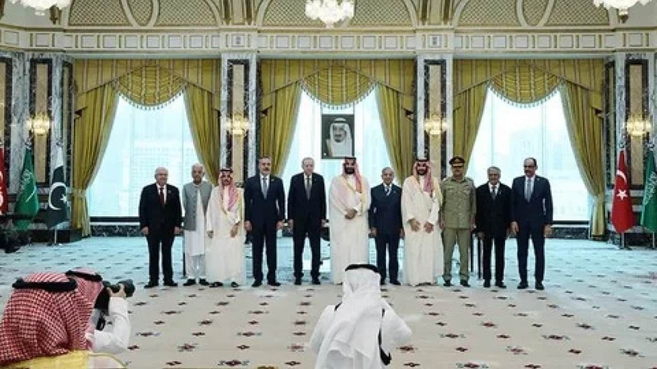 Foto - Pakistan'dan gündeme oturan Türkiye çıkışı! 'Çin bunu biliyor' diyerek duyurdular
