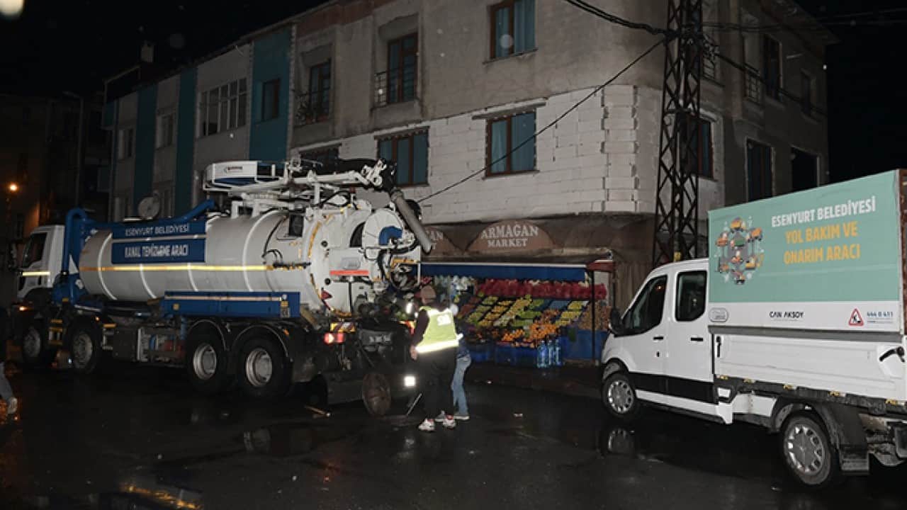 Foto - Parayı İSKİ alıyor pisliği belediye temizliyor