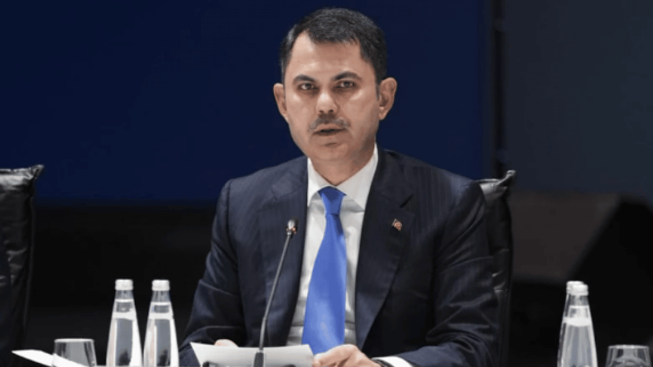 Foto - Paris’te küresel güçlere sert uyarı! Kurum: Silaha kaynak var da iklime yok mu?