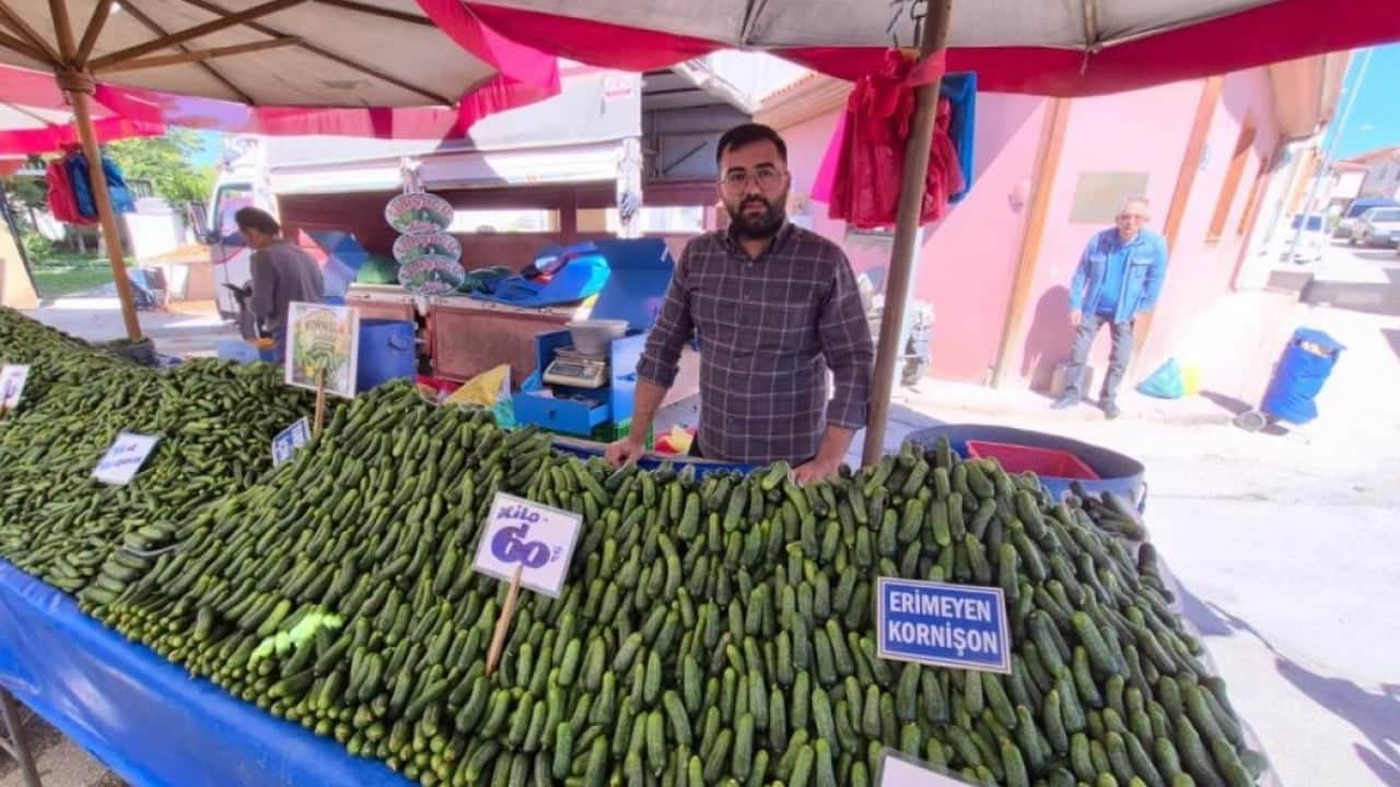 Foto - Pazarlarda turşu telaşı başladı