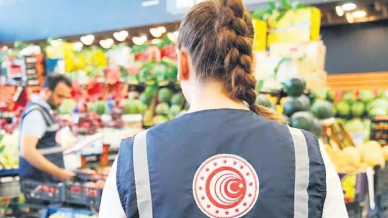 Foto - "Pestisit yok" reklamı pahalıya patladı! Zincir markete 1,1 milyon TL ceza
