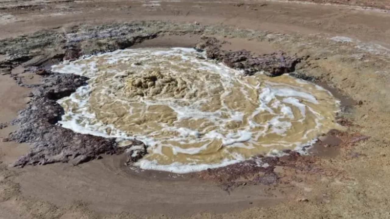 60 yıldır tekrarlıyor: 2 saatte bir ortay çıkıp kayboluyor!