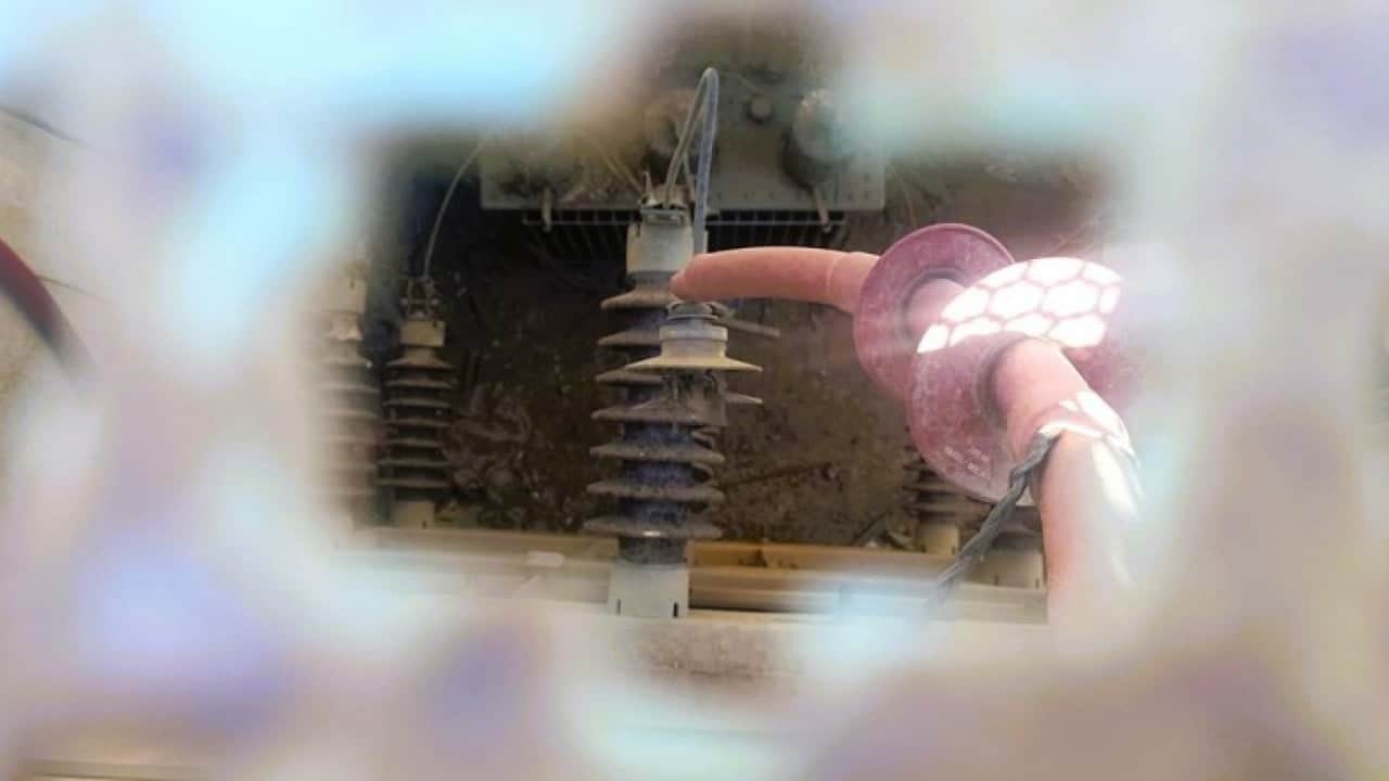 Foto - Petrol beklerken arazilerden bakın ne fışkırıyor! Gerçekten olacak iş değil