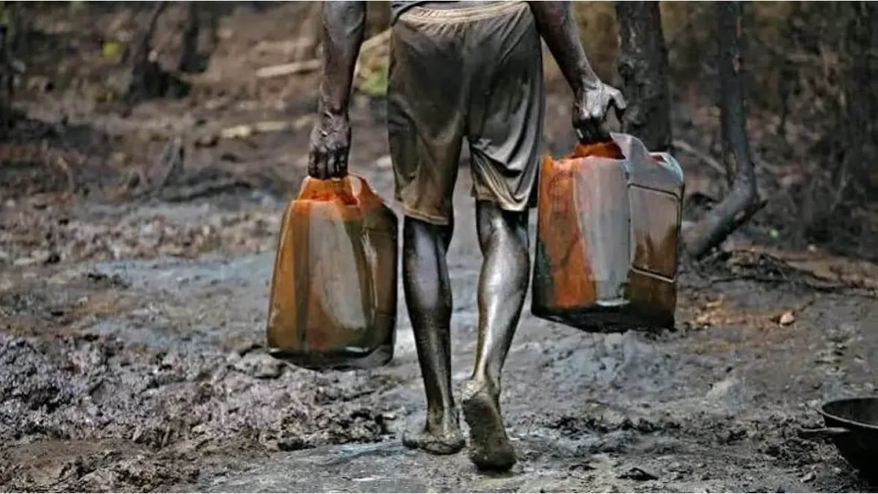 Foto - Petrol hırsızlığı, kimsenin tahmin edemeyeceği bir faciaya dönüştü! Tam 43 kişi aynı yerde hayatını kaybetti