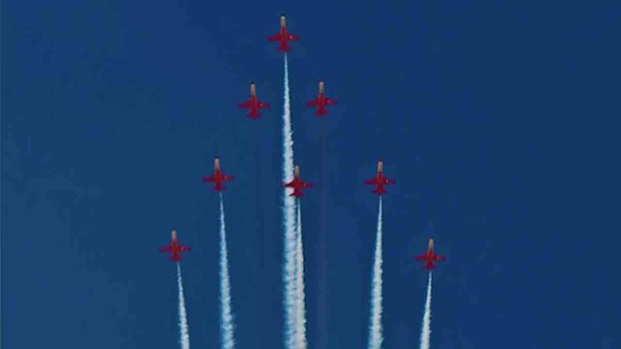 Foto - Piramitlerin üzerinde Ay-Yıldız: Türk Yıldızları Mısır semalarında!