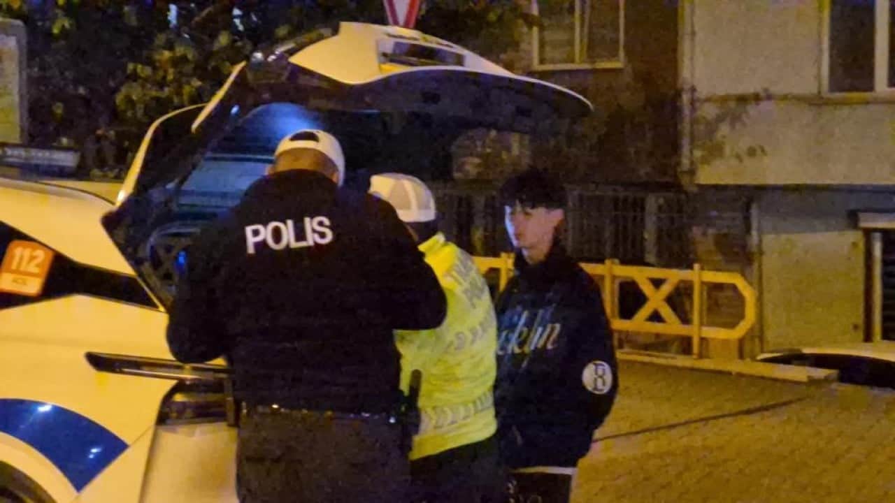 Foto - Polisin ‘dur’ ihtarına uymayıp kaçtı! O motosiklet sürücüsü öyle bir ceza yedi ki...