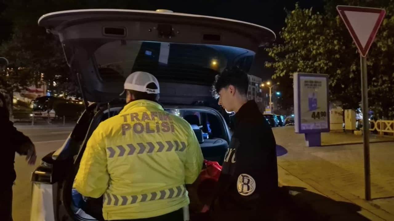 Foto - Polisin ‘dur’ ihtarına uymayıp kaçtı! O motosiklet sürücüsü öyle bir ceza yedi ki...