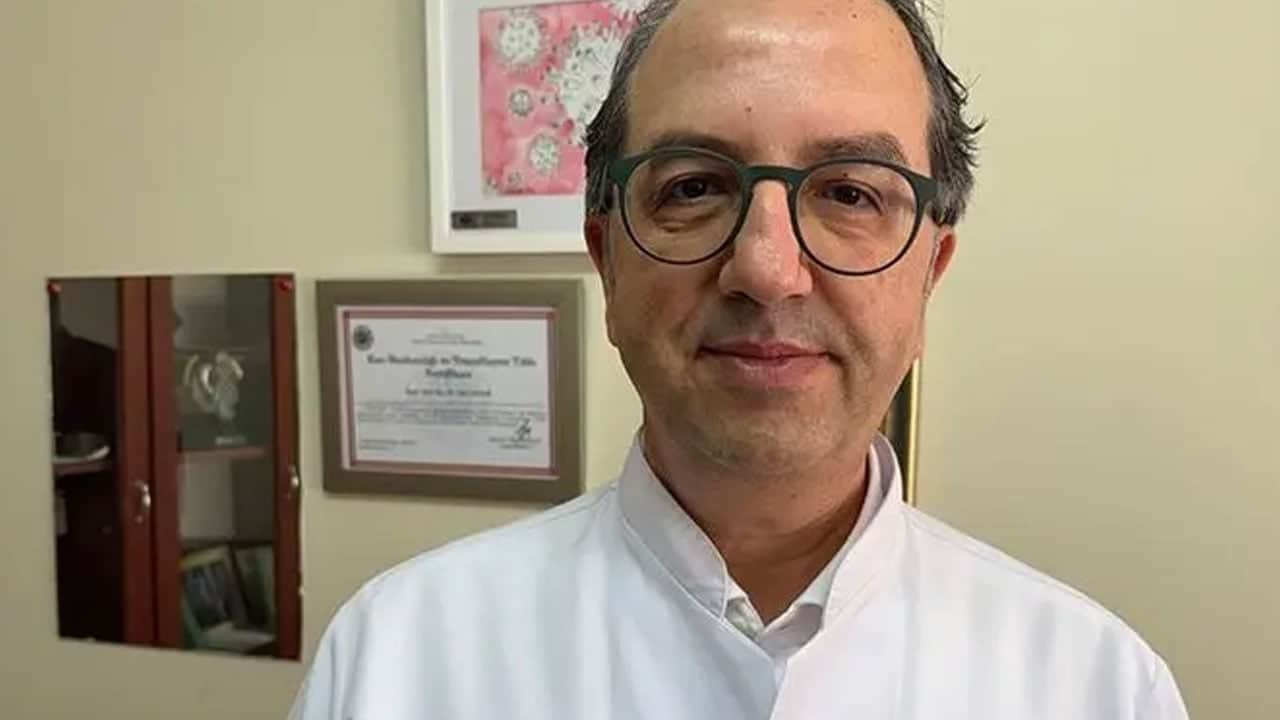 Foto - Prof. Dr. Şener'den 65 yaş üstüne önemli grip aşısı çağrısı: Hastalık üç katına çıktı, hastanelerde kuyruk oldu