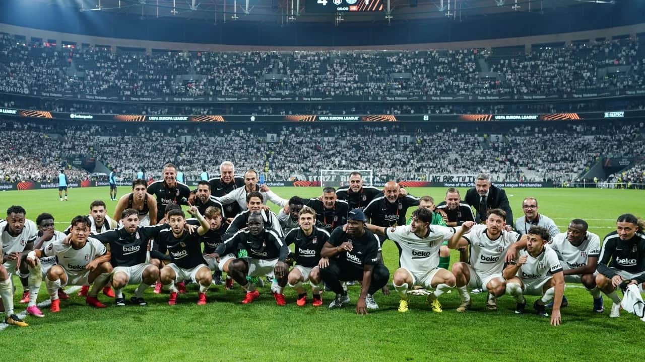 Foto - Rakipleri pek hoşlanmayacak artık: Fransızlar 4-1'lik hezimeti bıraktı, Beşiktaşlı futbolcuya hayran kaldı