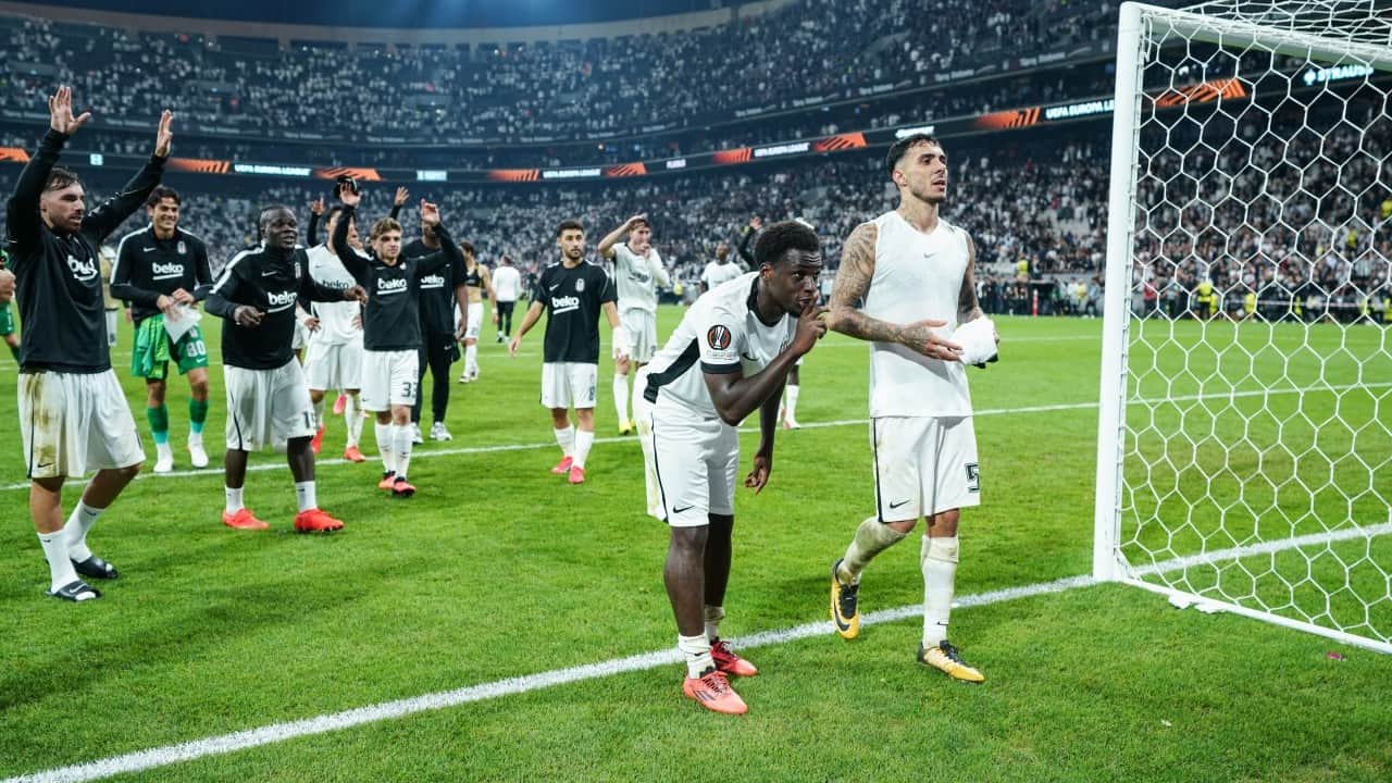 Foto - Rakipleri pek hoşlanmayacak artık: Fransızlar 4-1'lik hezimeti bıraktı, Beşiktaşlı futbolcuya hayran kaldı