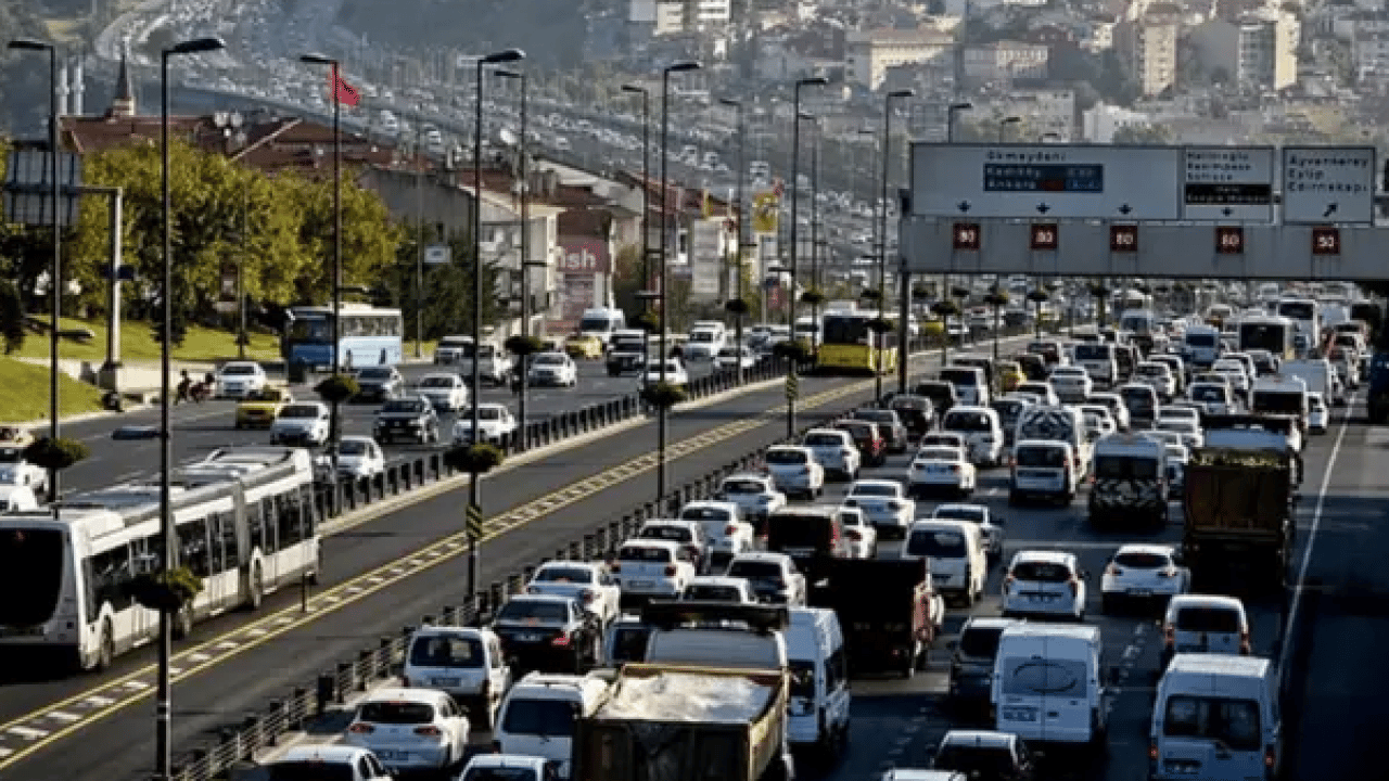 Foto - Rapor sonuçları açıklandı: İstanbul trafiği zamanınızı da paranızı da çaldı!