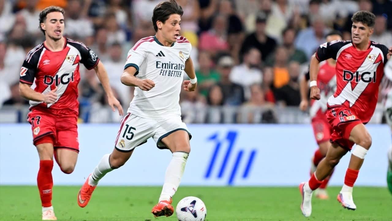 Foto - Real Madrid’den 4 gollü galibiyet: Arda Güler’den asist