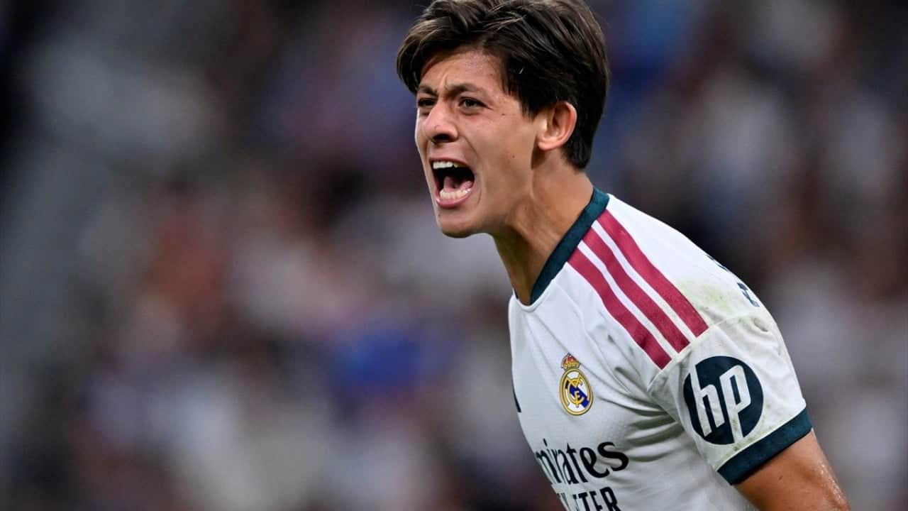 Foto - Real Madrid’den 4 gollü galibiyet: Arda Güler’den asist