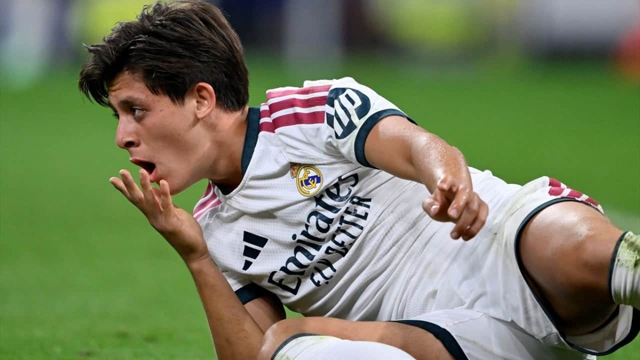 Foto - Real Madrid’den 4 gollü galibiyet: Arda Güler’den asist