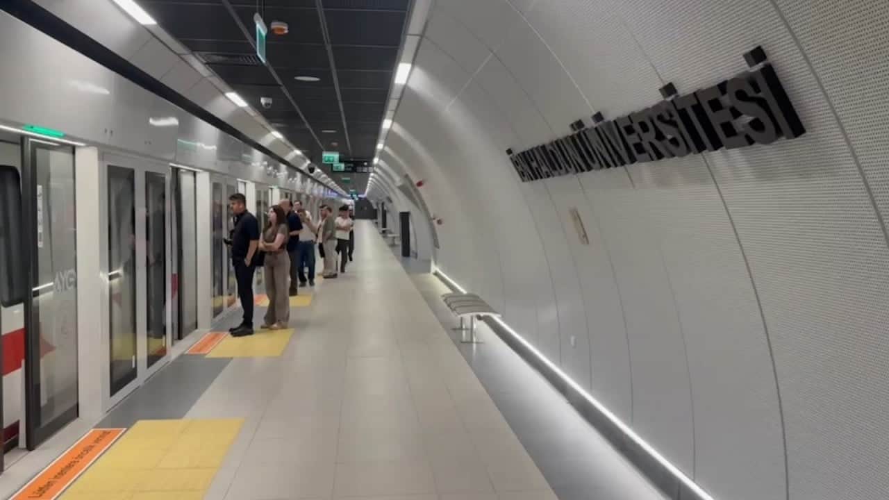 Rekorlar peş peşe geliyor: Türkiye’nin en hızlı metrosunda yeni zirve