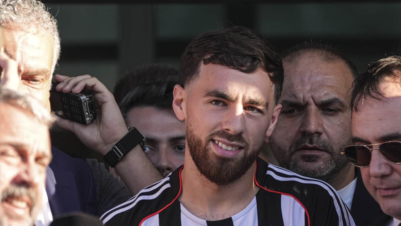Foto - Herkesi şaşırtıyor: Beşiktaş 1 yıldır uyguladığı geleneği derbi öncesi devreye soktu!