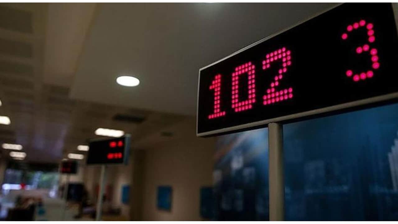 Foto - Resmen felekleri şaştı! Türkiye’nin dev bankasına çok büyük şok