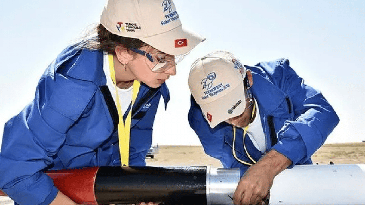 Foto - Roketler ateşleniyor! TEKNOFEST’te büyük final başladı: 2 bin 139 takımdan 73’ü kaldı
