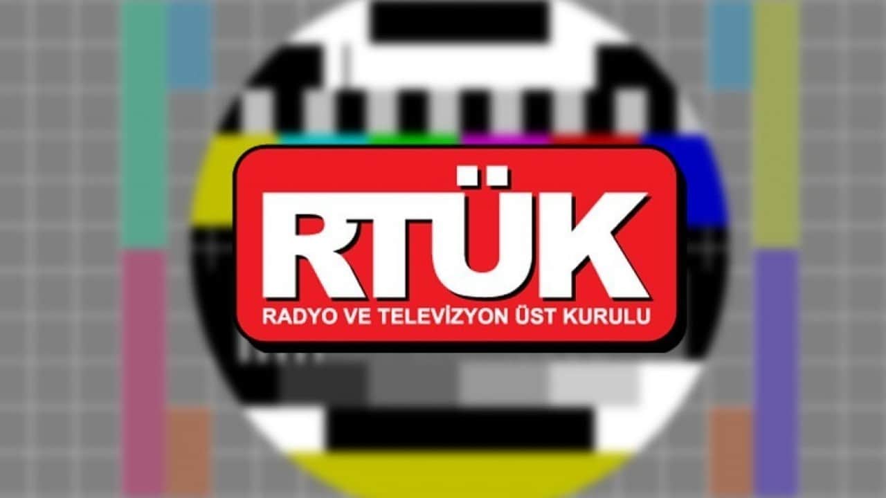 Foto - RTÜK kararını açıkladı! Bir yanda Uğur Dündar'ın küfrü, bir yanda Now'un evlilik dışı rezaleti