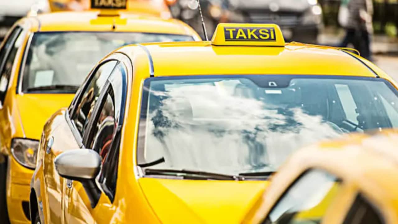 Foto - Ruhsatlar iptal edilecek: Taksi ve servisler için yeni düzenleme! 
