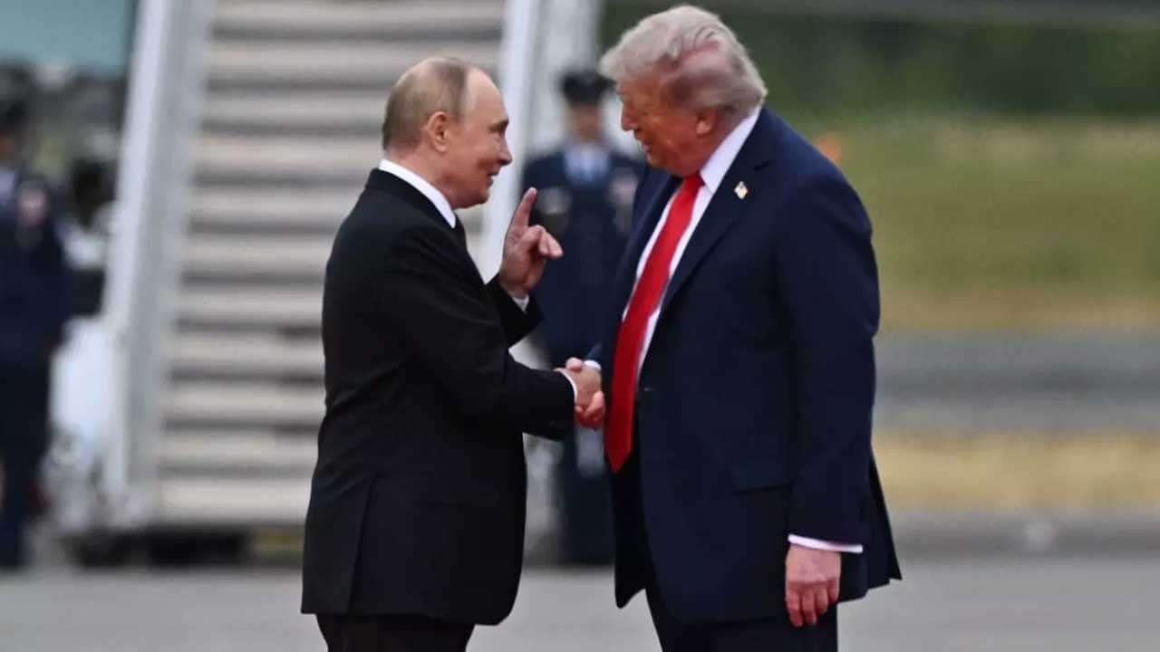 Foto - Rusya lideri Putin ile görüşen ABD Başkanı Trump çok sinirlendi