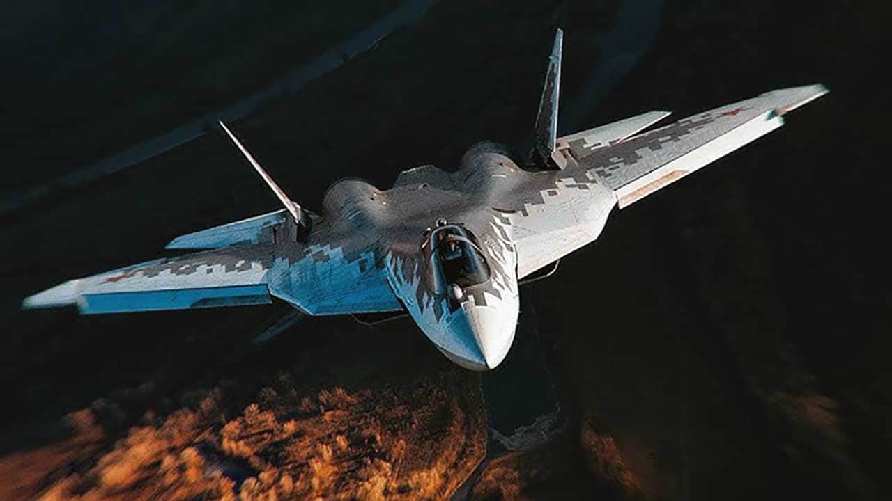 Foto - Rusya'dan dikkat çeken hamle! Su-57'leri Çin sınırına yığdı