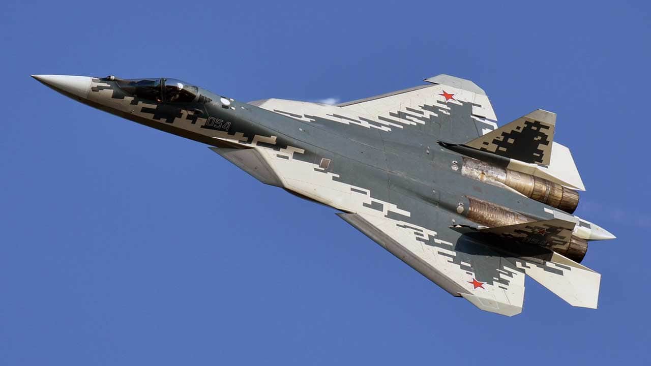 Foto - Rusya'dan dikkat çeken hamle! Su-57'leri Çin sınırına yığdı