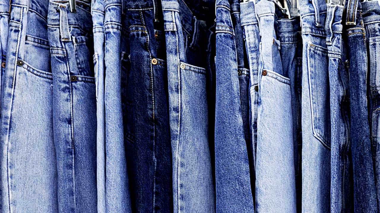 Foto - Sadece süs sanılıyordu! Kot pantolonlardaki o küçük metal parçaların asıl amacı ortaya çıktı!