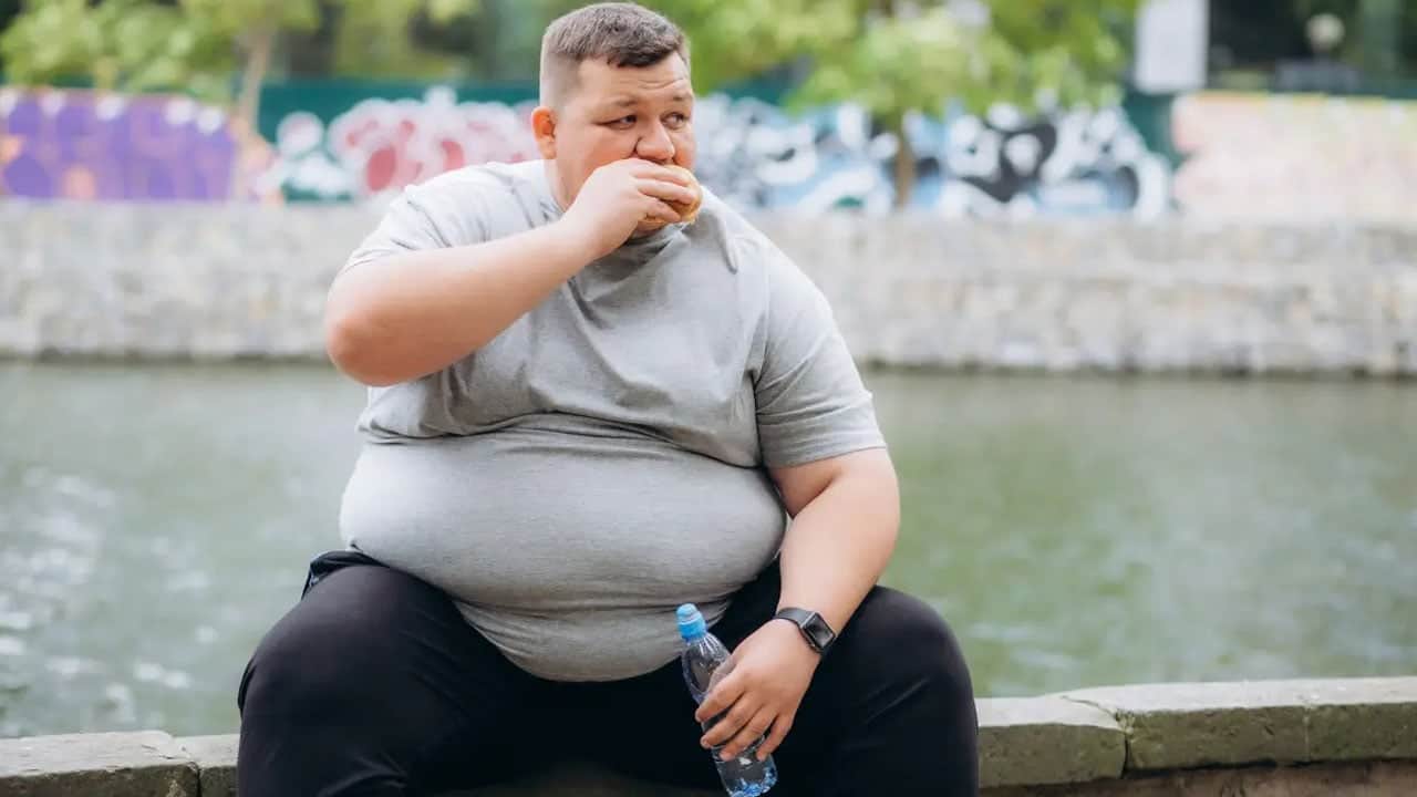 Sadece tartıdaki rakamdan ibaret değil! Birçok sinsi hastalığın tetikleyicisi obezite